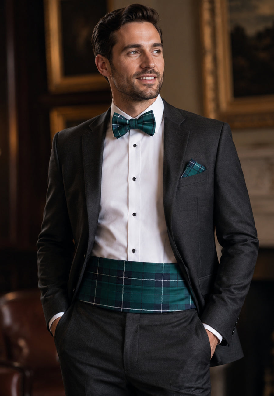 The complete formal kilt outfit, made only for you.