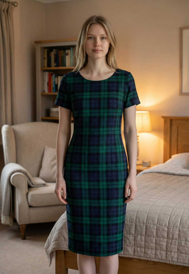 Robe droite en tartan avec manches jusqu'aux coudes
