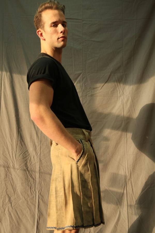 Bavarian Leather Kilt Side
