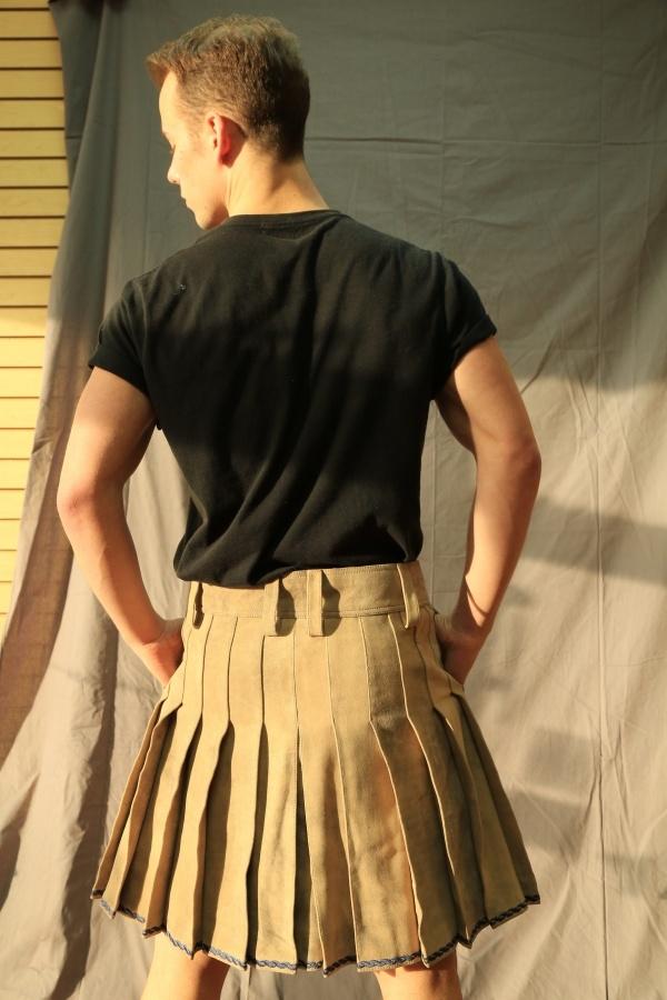 Bavarian Leather Kilt Back