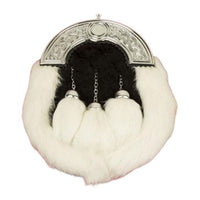 Sporran noir et blanc avec trois pompons