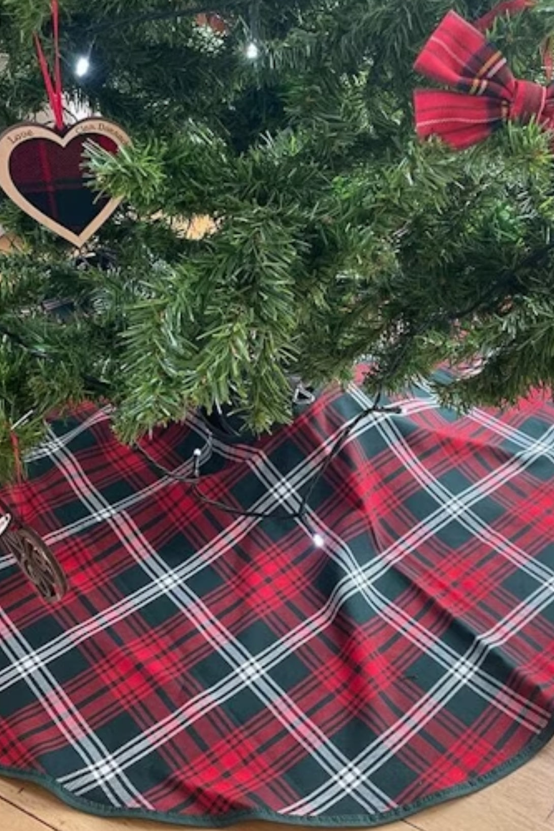 Luxury Tartan Christmas Tree Skirt