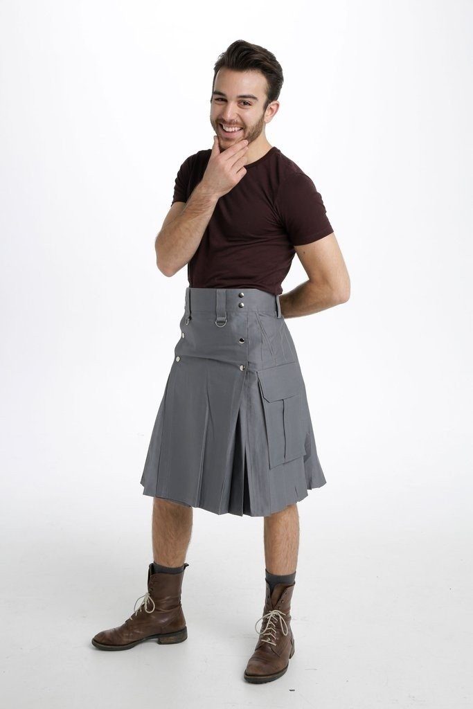 Slash Pocket Kilt for Elegant Men For Sale